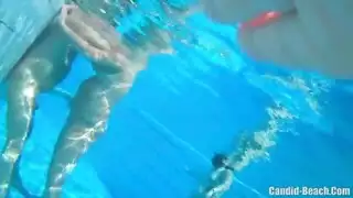 سكس دولي مبلل: نيك مغمور مع عاهرة أجنبية