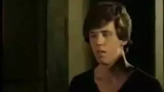 إباحية أجنبية قديمة: درس خصوصي يتحول إلى جماع جماعي