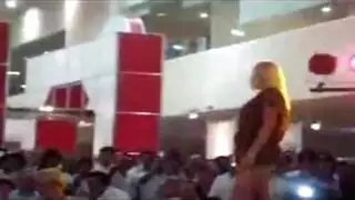 أفلام إباحية لمراهقات فاقدات الوعي في المدرسة