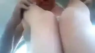 شاب عربي يمارس الجنس بقوة مع جارته الشهوانية في فيلم إباحي صريح