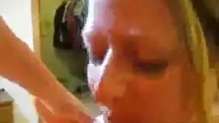 خلف الكواليس بصاصة