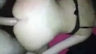 فحل لبناني يضرب فرج ضيق بقوة