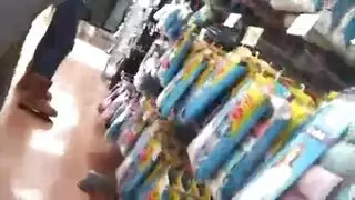 إباحية هاوية بريطانية: بلع المني وشرج