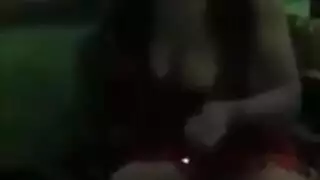 فتاة مغربية تئن خلال محادثة جنسية صريحة هاتفية