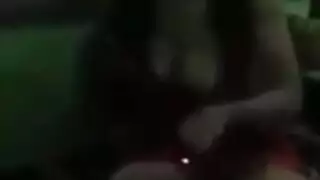 طلب صريح: عاهرة مغربية تحتاج لقضيب كبير