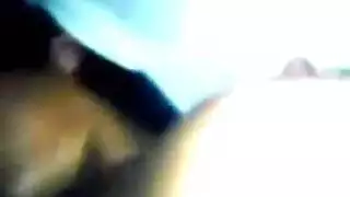 إباحية أجنبية عنيفة: مشهد جماعي قاسٍ