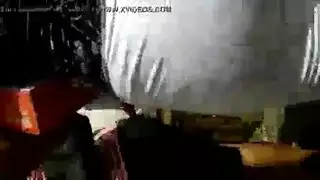 مستعدة للعمل الإباحي المثير والعنيف