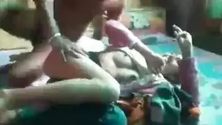 أبي ذو القضيب الكبير يطالب بمهبلي كزوجته