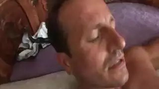 معرض جي آي إف إباحي: لقطات جماع، أعضاء ذكورية، وفرج