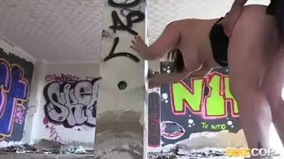 uk milf loves deep throat and hardcore gangbang