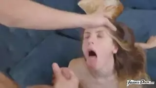 ترفض نيك الشرج وهو ينيك بعنف