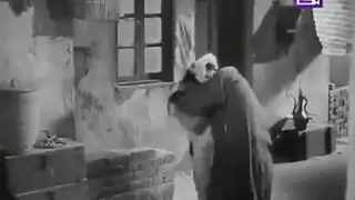 أفلام إباحية عربية قديمة: قبلة فرنسية وجماع ثنائي