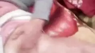 جمال عربي شاب في مشاهد جنس فموي وجنس مكثفة