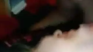 شقيقتان عربيتان في جلسة سحاق مثيرة