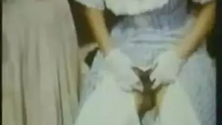 قضيب نابض يجد فتحة ضيقة لينفذ إليها