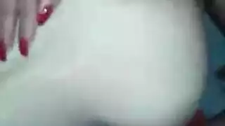 إلهة فوتا تتلقى السوائل في جميع فتحاتها