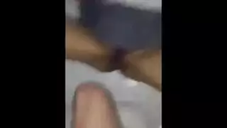 تداعب زوج