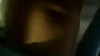 نجم البورنو الروسية آنا يبتسم في الشباك قبل الشرجي