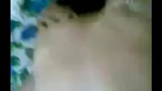 زوجان عربيان هاويان ساخنان يمارسان الجنس بقوة في المنزل