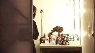 إميلي راتاجكوفسكي: جماع جماعي خلف الكواليس في تركيا