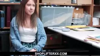 اللاتينية السجينة دافينا ديفيس تمارس الجنس للخروج من السجن