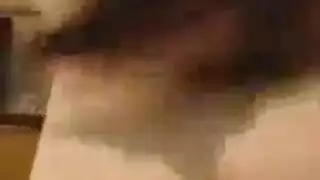 كلبتان يورو مثيرتان تمتلئان بالسائل المنوي