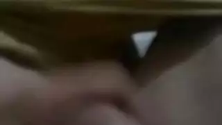 تغار من صديقة ابنها