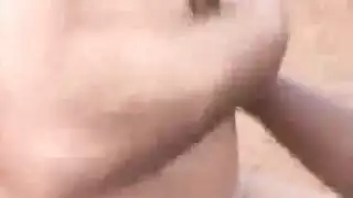 صحاري صعب: سمراء مرضعية ثلاثي مع تداخل مزدوج