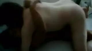 قضيب عربي مثلي الجنس ضخم يضرب فتحة ضيقة في فيديو إباحي صريح