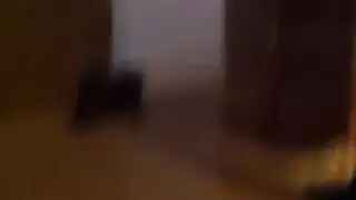 الفتاة الشقراء المثيرة تتحمل جماع حلق عميق عنيف في فيديو بورن