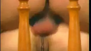 إغراء زوجة الأب الكلاسيكي: الابن يمارس الجنس مع أمه في بورن عائلي صريح