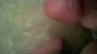 فرك قوي: قضيب صلب كالصخر يطلق حمولة هائلة