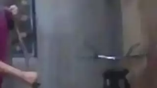 تقى العاهرة في فعل ثلاثي صريح